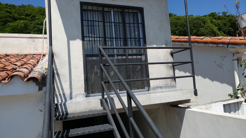 Apartamento Los Gladiolos Сальта Экстерьер фото